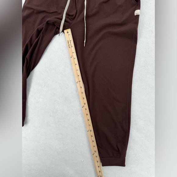 Vuori Women's Performance Jogger Ruby Heather VW303 Size Medium - Picture 12 of 14